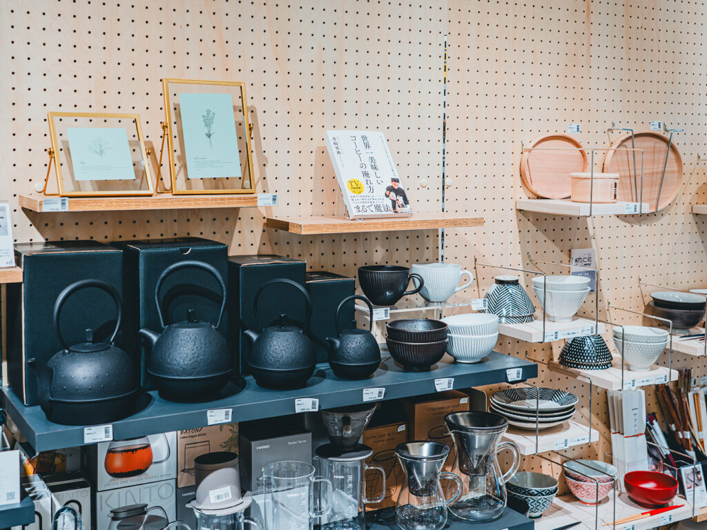 系列店舗で大人気。岩手県の伝統工芸「南部鉄器」の写真